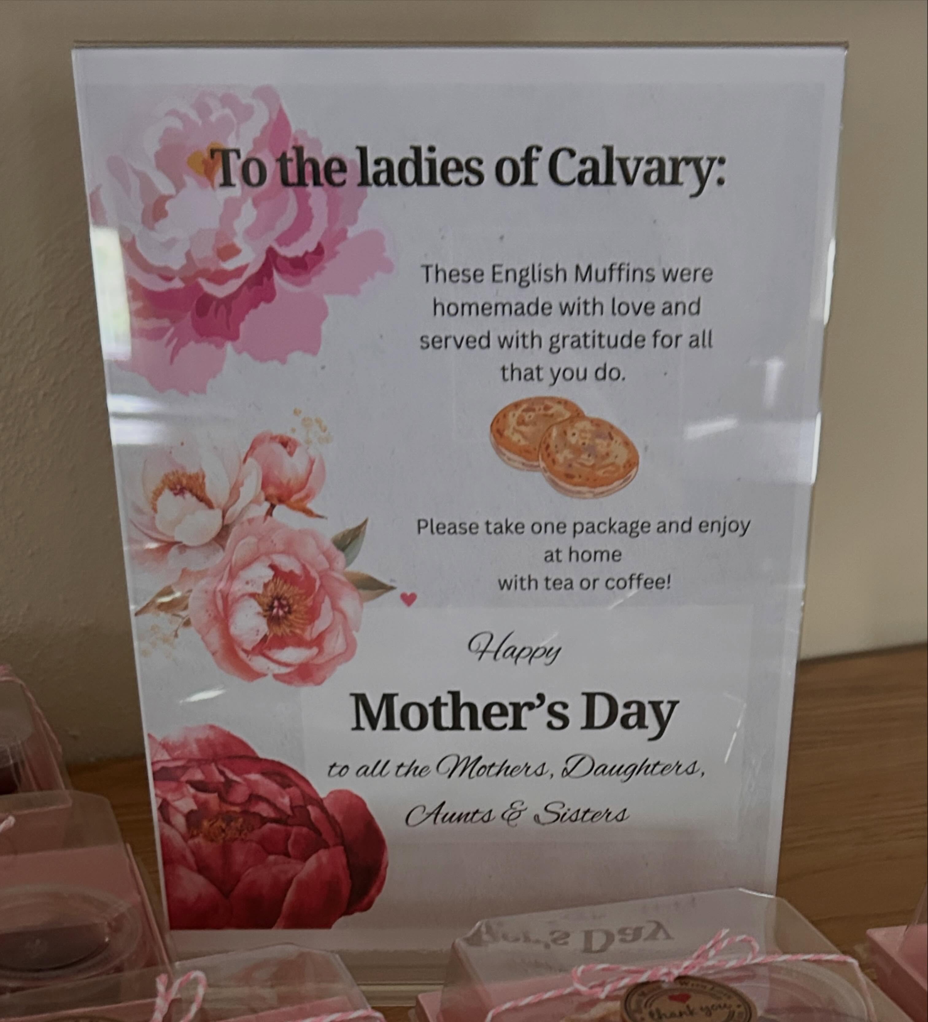 Sweet treats for Mother's Day! Thank you @threefoldverona! for helping us celebrate! @anthonygiordano132